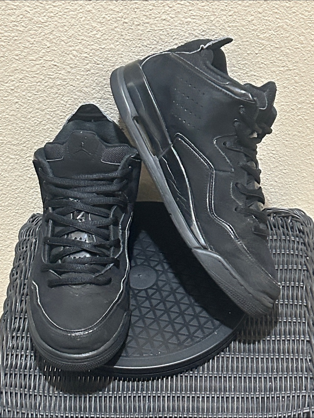 2011 Jordan Courtside Flight Black/Black 453980-001